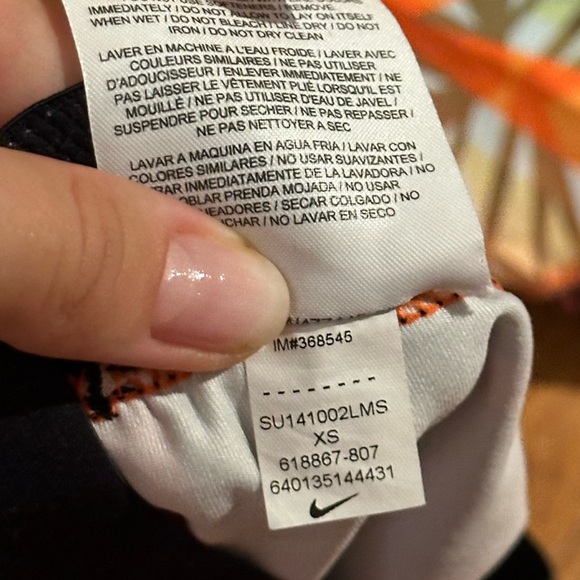 Set of NIKE Pro work out shorts and capris. Size XS and S - Picture 5 of 5